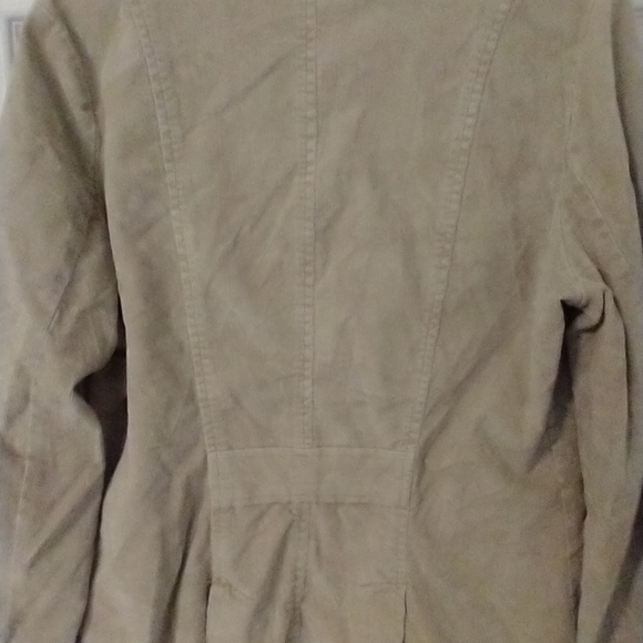 Womens jacket - Picture 4 of 8